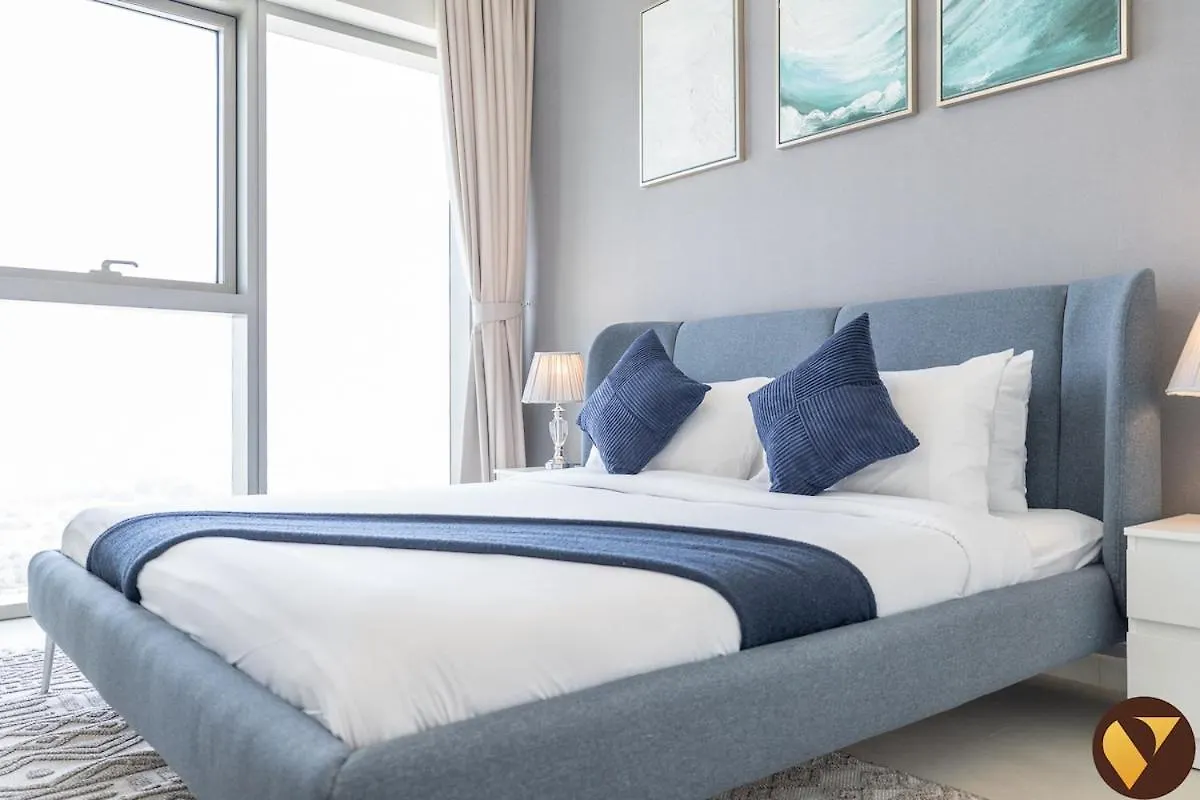 Downtown Views II - Vogue One Bedroom Apartment With Balcony, 32Nd Floor Opposite Dubai Mall Skybridge United Arab Emirates