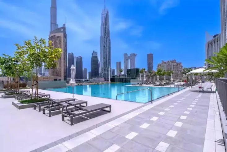 Downtown Views II - Vogue One Bedroom Apartment With Balcony, 32Nd Floor Opposite Dubai Mall Skybridge