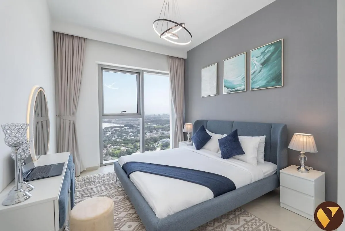 Downtown Views II - Vogue One Bedroom Apartment With Balcony, 32Nd Floor Opposite Dubai Mall Skybridge